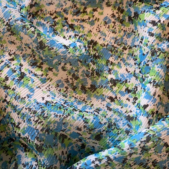 Dress - Picture 5 of 13